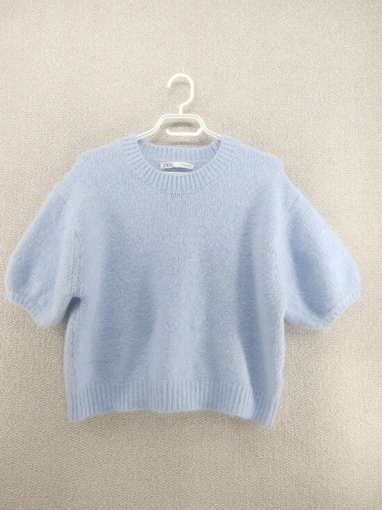 Zara Tops - Zara Boxy Cropped Sweater — Powder Blue, Puff Sleeves, Size M